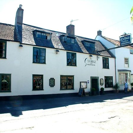 The George At Nunney Hotel Екстериор снимка